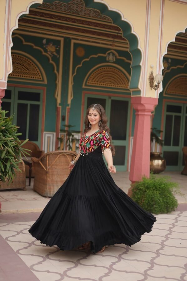 Black Rayon Gown with Gamthi Kodi Work – My Fashion - Image 5