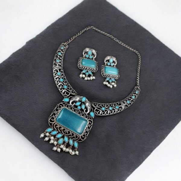 Antique Elephant Hasali Necklace Set 7.jpg
