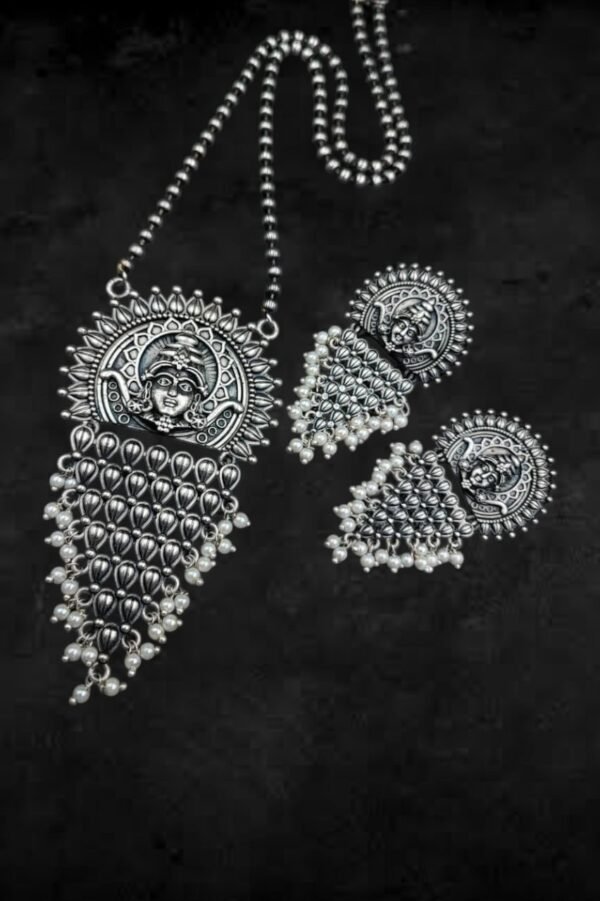 Durga Pendant Set 6.jpeg